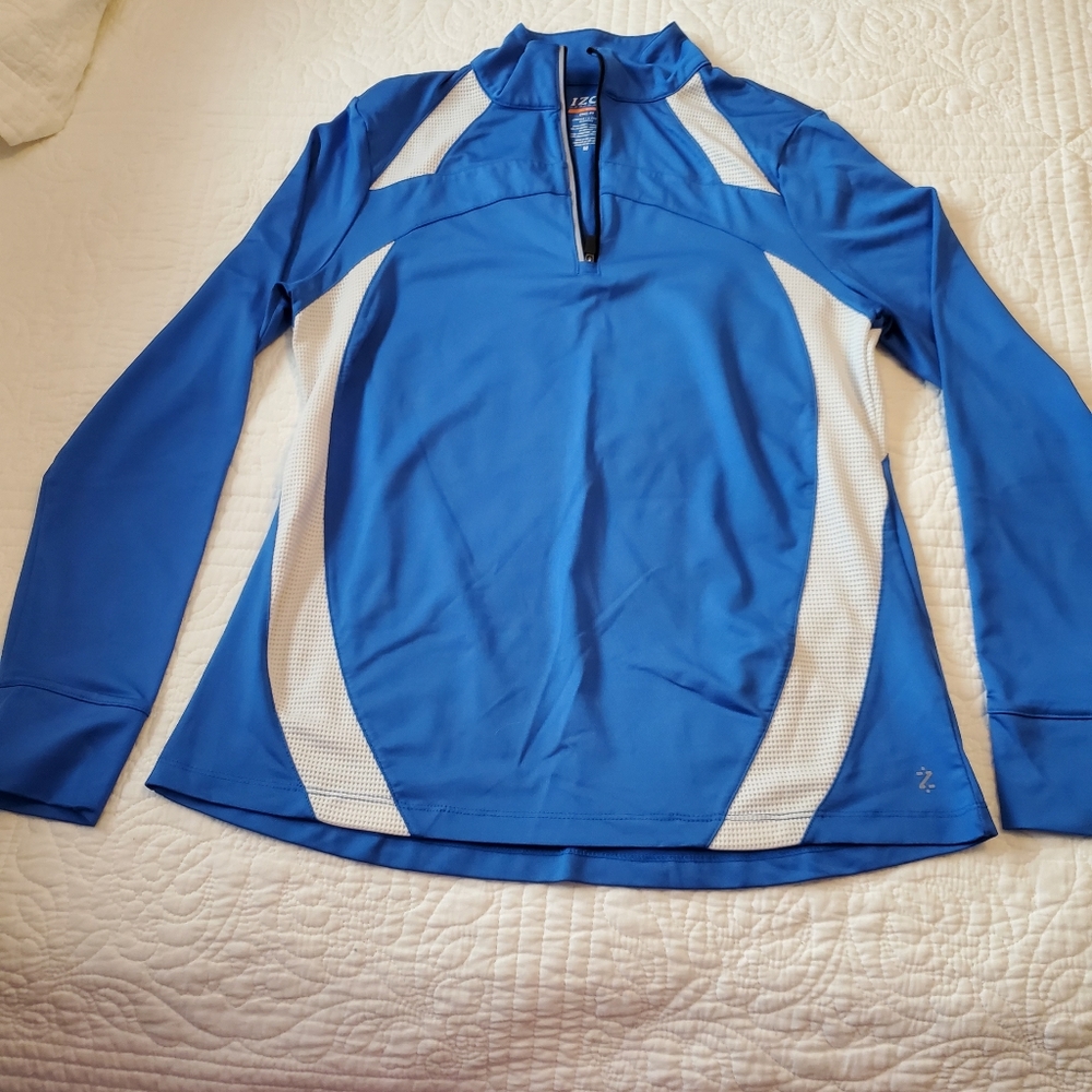 Izod quarter zip top